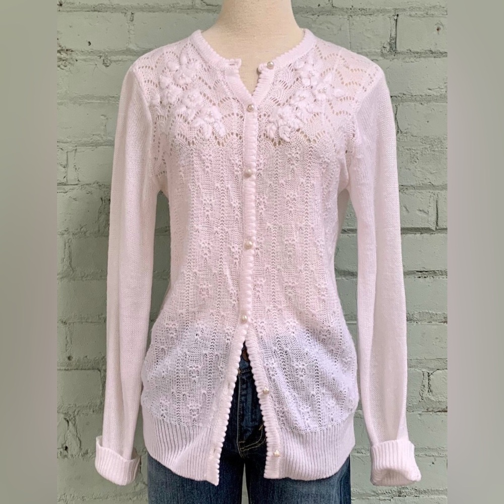 Vintage White Floral Embroidered Cardigan